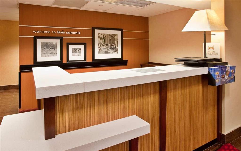 Hampton Inn Kansas City-ליס סאמיט מראה פנימי תמונה